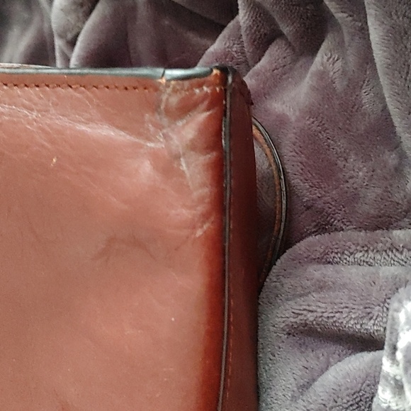 Wilson's Leather Bag - Picture 6 of 7